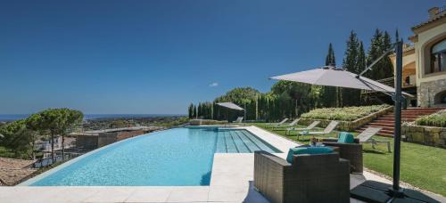San Roque Villa | Casa Ceylan Luxury 8 Bed Villa with Sea, Golf & Mountain Views