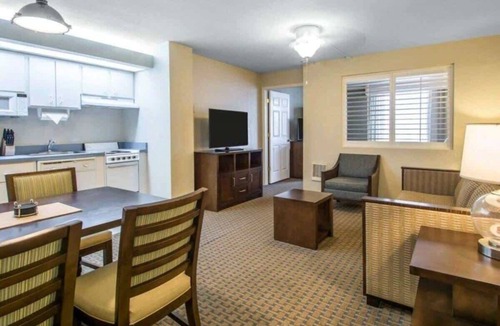 Ormond Shores Condo | Casa Del Mar Beach Resort-one bedroom oceanfront