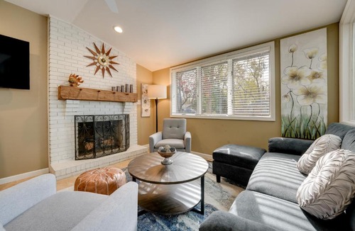 Cassopolis House | Cassopolis Vacation Home - Walk to Diamond Lake!