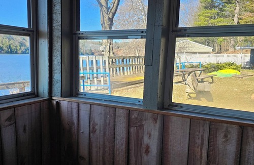 Newaygo Cottage | Castaways Cottage on Croton Pond #4