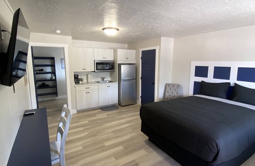 Duchesne Hotel | CB&M Duchesne Hotel