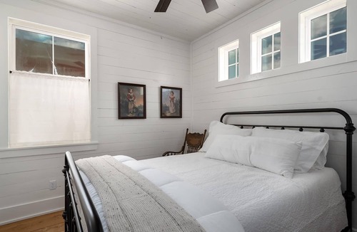 Driftwood Cabin | Cedar Break - Cabin D