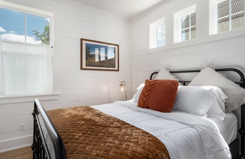 Driftwood Cabin | Cedar Break - Cabin E