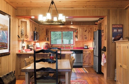 Madeline Island Cabin | Cedar Lodge on Madeline Island