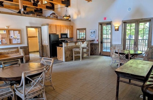 Government Camp Ski Chalet | Chalet 47 at the Official Collins Lake Resort