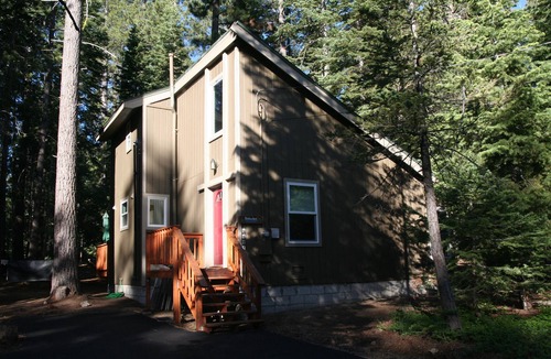 Chamberlands Cabin | Chamberlands Cabin, Private Beach, Bar, Restaurant