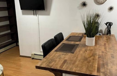 Bay Shore Apartment | Charming 1-Bedroom Guest Suite in Bay Shore with WiFi