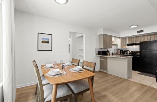 Royal Oak Apartment | Charming 1BR Upper-Flat Unit in Royal Oak