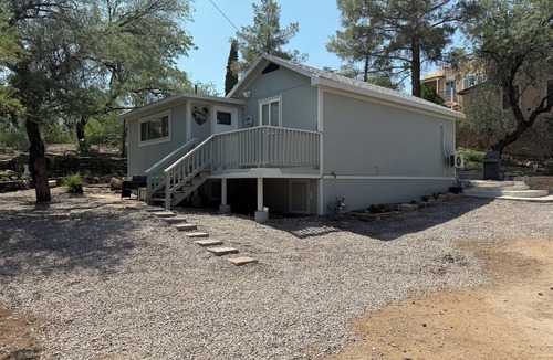 Globe House | Charming 2-bedroom 1 Bath home with 3 patios and a deck in central Globe with AC