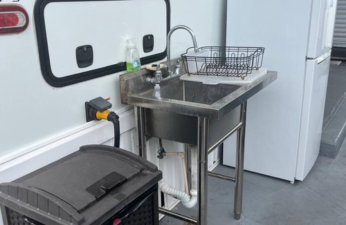 Key Largo Village RV Rental | Charming 2-bedroom campground with , jacuzzi in welcoming Key Largo