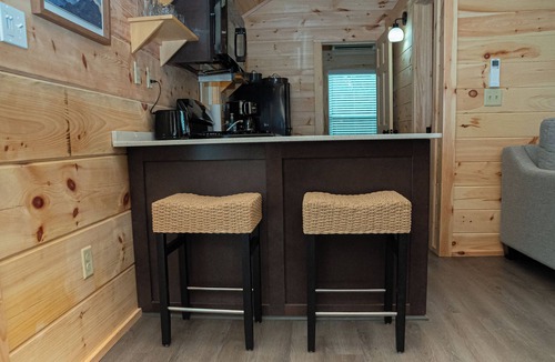 Morganton Cabin | Charming 2-bedroom cabin in lovely Morganton with AC
