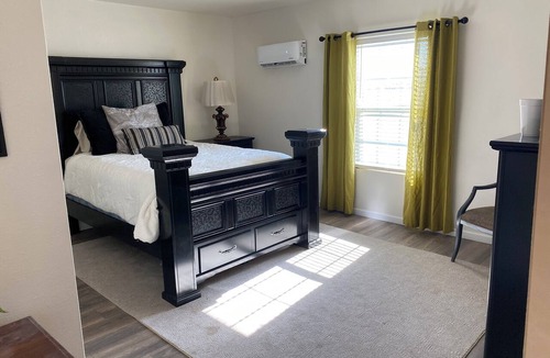 Ringgold Cabin | Charming 2-bedroom Ranch House between Bowie and Nocona, with WiFi, AC!