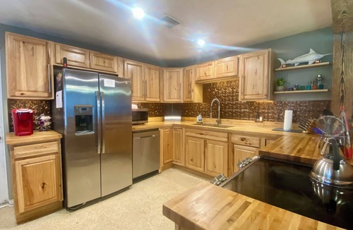 Raymonde Shores House | Charming 2-bedroom house in marvelous Ormond Beach with WiFi, AC. Great getaway!