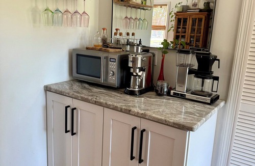 Sylvan Lake House | Charming 2-bedroom house in quaint lake community