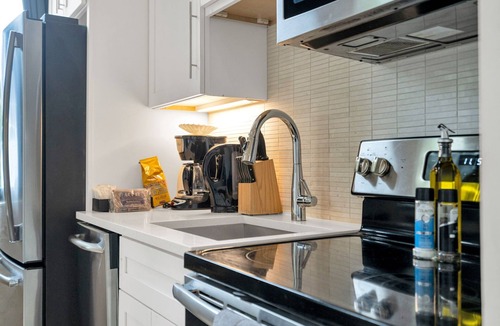 Faubourg Marigny Hotel | Charming 2BR loft between French Quarter & Marigny. Steps to Frenchmen jazz.