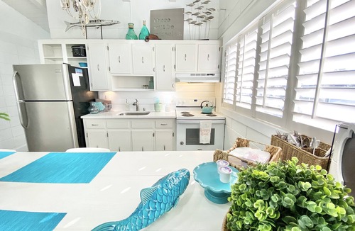 Laguna Beach Estates House | Charming 2BR Laguna Beach Cottage with Fenced Yard, Patio at beach access #81