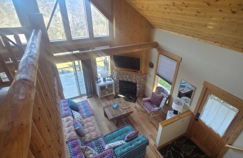 Klamath Falls House | Charming 3-bedroom house in beautiful Klamath Falls with AC