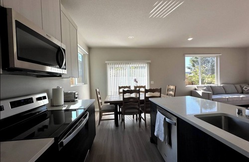 Cathlamet House | Charming 3-bedroom house close to the Columbia River