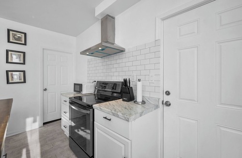 Detroit Cottage | Charming 3-bedroom Home in Southwest Detroit