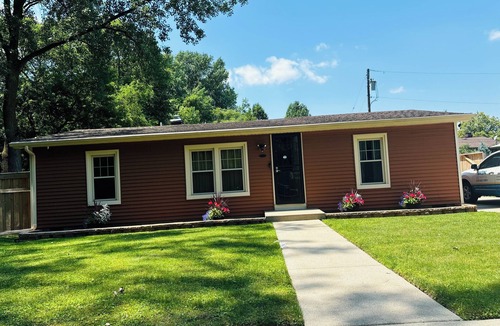 Hammond House | Charming 3-bedroom house rooms in nice Hammond with WiFi,