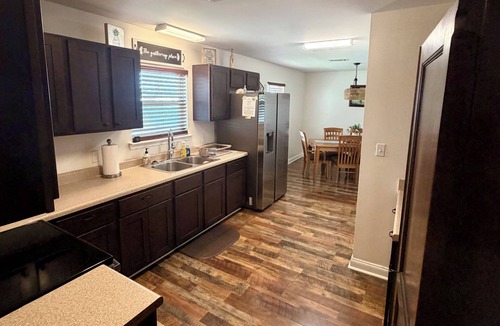 Kraemer House | Charming 3-bedroom lake house with AC and WiFi in Vacherie
