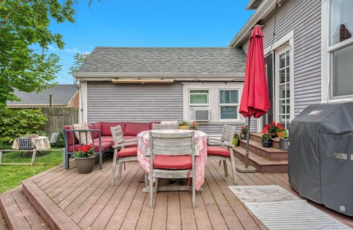 Overlook House | Charming 4 Square Home in a Great Portland Neighborhood