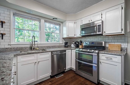 Duluth House | Charming 4BR/3BA Home｜Family Friendly｜Relaxing Patio｜Pet-Friendly #41646