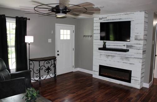 Waneta House | Charming and updated three bedroom home conveniently located close to trails.
