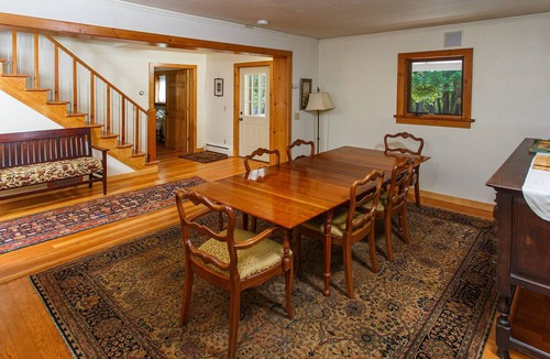 Baileys Harbor Cabin | Charming Baileys Hollow Cottage