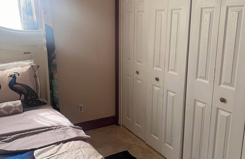 Inverrary Bed & Breakfast | Charming bed & breakfast in Lauderhill.