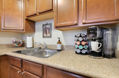 Saint Thomas Development House | Charming Creole cottage safe, parking, privacy, fenced family friend or groups,