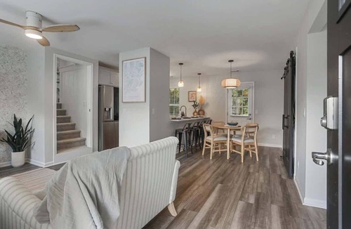 Whitemarsh Island House | Charming Dog-Friendly Retreat, 10 Mins to Beach