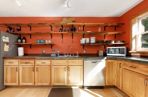 Maple City Cabin | 🍄 Charming Hygge 2BDR Cabin in Leelanau County ➠ 4889