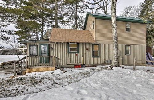 St Germain Cabin | Charming Lost Lake Cabin: Fish, Boat & Hunt!