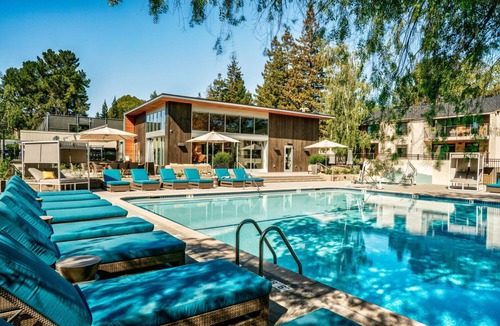Sharon Heights Apartment | Charming Menlo Park 1BR w/Gym & Pool, nr Shops, by Blueground