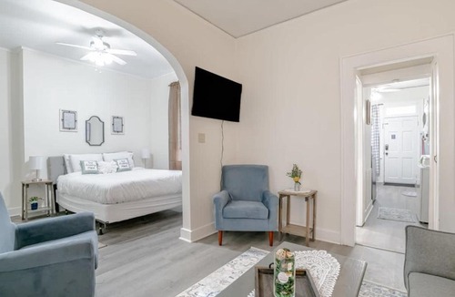 Hannon Park Apartment | Charming Midtown Apt - Hannon Hideaway Unit B