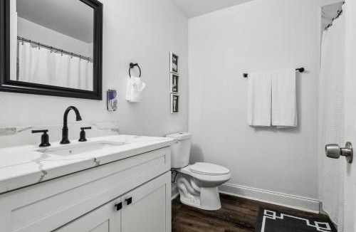 Marlyville - Fontainebleau Apartment | Charming NOLA Oasis
