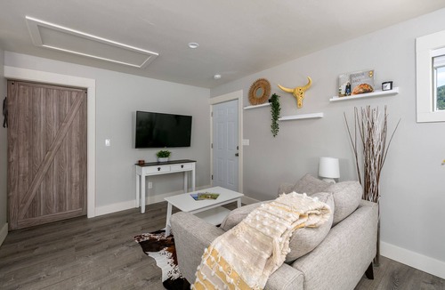 White Salmon House | Charming Private Guest House Just 1 Mile from Downtown White Salmon
