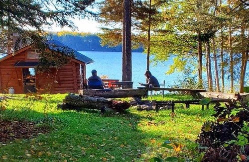 Ely Cabin | Charming Rustic Off-Road/Off-Grid Log Cabins on BWCA Wilderness Lake!