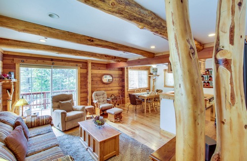 Truckee Cabin | Charming, secluded cabin with deck & W/D - near Prosser Reservoir, skiing & golf