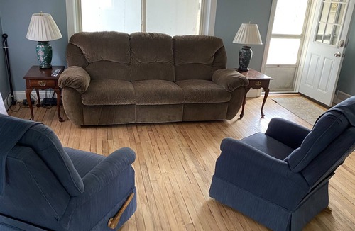 Hillsdale House | Charming small house 5 minutes from Hillsdale College and downtown.