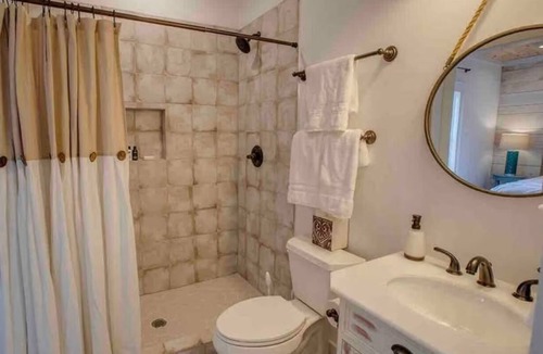 Scaly Mountain Cottage | Chateau Claret - Mountain Vineyard Getaway on the Highlands Plateau