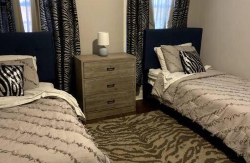 Fondren House | Cheerful 3 Bedroom Home in the Heart of Jackson