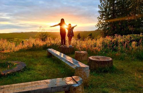 Chehalis Resort | Chehalis Camping Resort Cottage 5