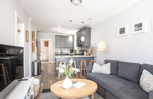 Capitola House | Cherry Cottage in Capitola