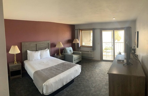 Sturgeon Bay Cabin | Cherry Hills Golf & Lodge