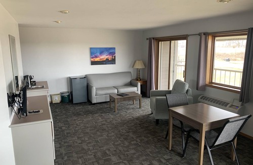 Sturgeon Bay Cabin | Cherry Hills Golf & Lodge