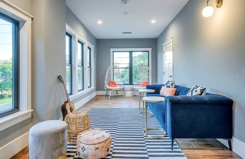 West End House | Chic Colorful Studio with Free WiFi & Partial AC - Walkable Downtown Location