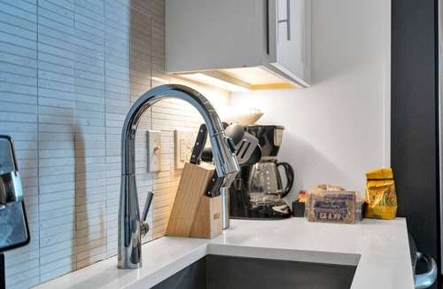 Faubourg Marigny Hotel | Chic Getaway Across From French Quarter