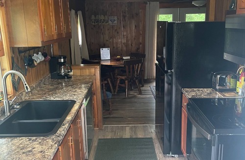 Bergland Cabin | Chickadee Cabin on Lake Gogebic